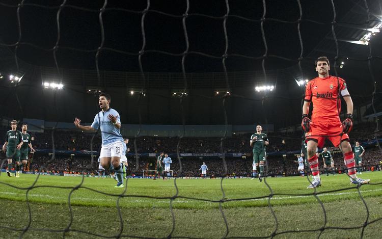 Bedste. Iker Casillas for femte år i træk kåret som verdens bedste fodboldmålmand af den internationale organisation af fodboldstatistikere og -historikere (IFFHS) 