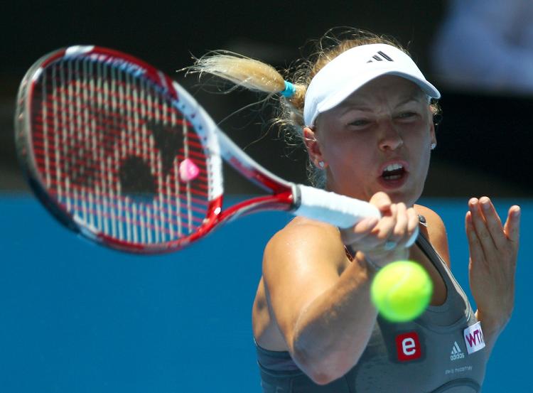 Sejr. Caroline Wozniacki vandt 6-1, 6-2 over Urszula Radwanska. 