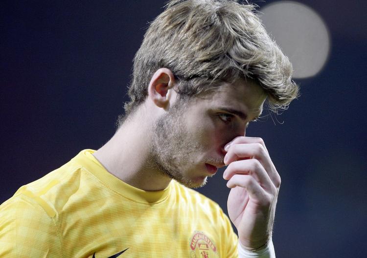 udtråling. Manchester Uniteds spanske målmand David De Gea slår ofte ikke til rent fysisk under kampene i feltet mod granvoksne angribere. 