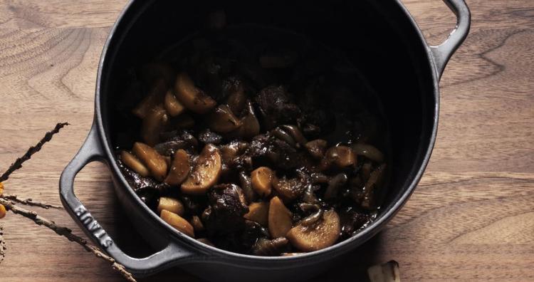 Tip. Madagaskarpeberkorn kan få på dåse eller tørrede i velassorterede supermarkeder eller grønthandlere. 