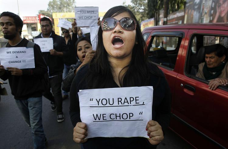 Vrede. Voldtægten og mishandlingen af den unge kvinde har affødt voldsomme protester i Indien. 