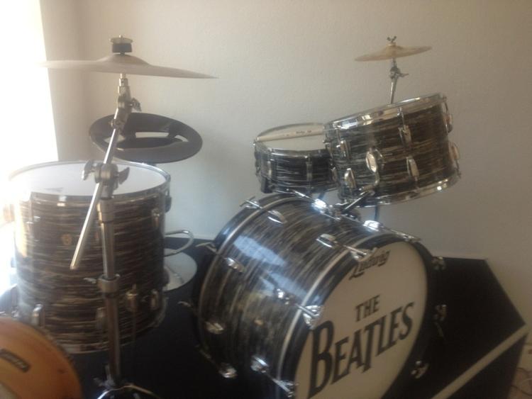 Værdifuldt. Trommesættet er magen til det, som Ringo Starr spillede på i det legendariske Liverpool-band. 