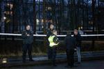 SKUD. Politiet oplyser, at ingen af de implicerede i eftermiddagens slåskamp i Brabrand i Aarhus er i livsfare. 