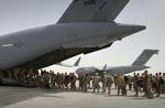 Målsætning. Nato har som mål at oplære og træne 350.000 afghanske soldater og betjente inden udgangen af 2014. 