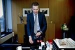 forvirret? Venstres borgmester i Fredericia, Thomas Banke, tager alle overskrifter i disse dage. I går blev han ekskluderet  af fire medlemmer af byrådsgruppen. Senere blev de ekskluderet og han hentet ind i partiet igen. 