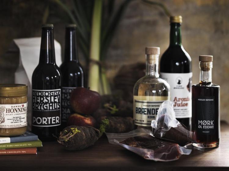 Nærområde. Der er ikke mange lokale produkter at få i det lokale supermarked. Det vil et nyt supermarked, som åbner i Præstø i foråret, ændre på - planen er, at lignende butikker skal åbne i resten af landet. 