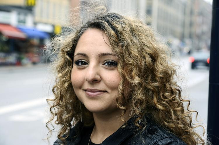 modvægt. Det må Sally Khallashs overpositive debatbog siges at være blevet. 