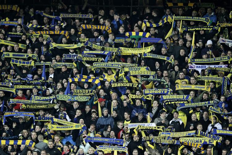 Pinebænken. Der udspiller sig et mindre forhandlingsdrama på Brøndby Stadion i disse dage. 