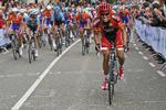 test. Alberto Contador bryder fri af feltet på Cauberg under VM i Holland i september sidste år. 