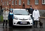 familiefartøj. Vicki og Palle Hansen fra Amager er glade for deres Toyota Aygo, som i sommer blev bilen også brugt til en campingtur sammen med børnene Kamilla og Martin og hunden Sniffer. 