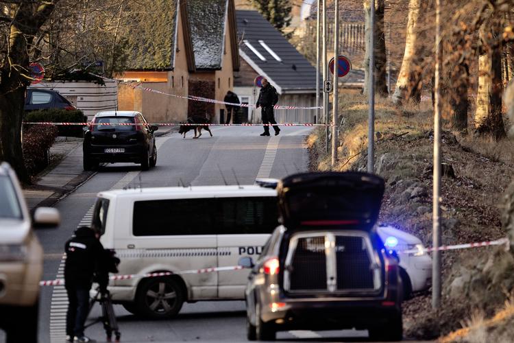 SKYDERI. Politiet efterforsker et skyderi i Værløse. 