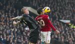 Duel. Daniel Agger slap sin markering af Robin van Persie en enkelt gang, hvilket hollænderen takkede for ved at score til 1-0. 