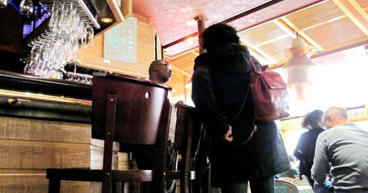 Varieret. På La Rhumerie i Paris vanker der varmegivende drikke, hvor rom er en vigtig ingrediens. 