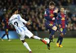 2-2. Lionel Messi scorede for Barca, men fik også et yderst sjældent gult kort for at brokke sig. 