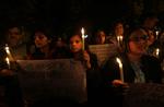 Lys. Sagen om den 23-årige kvinde, der døde efter en brutal gruppevoldtægt i New Delhi, har skabt massive protester og givet anledning til en ophedet debat om kvinders rettigheder i Indien. 