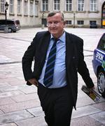 Pjat. Der er ikke noget af det, Brixtofte sagde i 2009, som ikke kan dækkes ind under ytringsfriheden. Mener Brixtofte og hans advokat. Retten mener noget andet. 