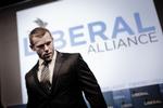 Reform. Liberal Alliance sender om kort deres eget forslag til en kontanthjælpsreform på gaden. Regeringen barsler også med en reform, som ventes at komme kort efter vinterferien. 