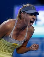 suveræn. Maria Sharapova skriger glæden ud efter at have slået Venus Williams ved Australian Open. 