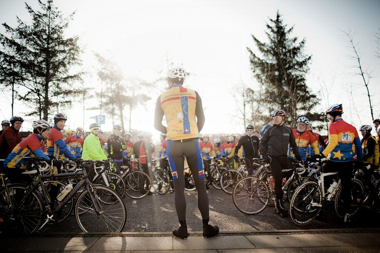 Loyale. På trods af den seneste tids række af skandaler for professionel cykelsport, har de udøvende amatører været overordentligt loyale overfor sporten. 