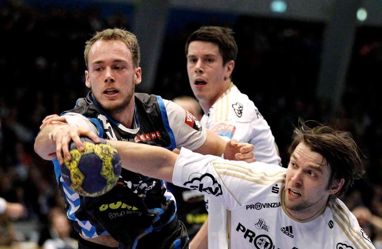 skifte. Henrik Toft Hansen (tv) spillede i sin til for fusionsklubben AG København. 