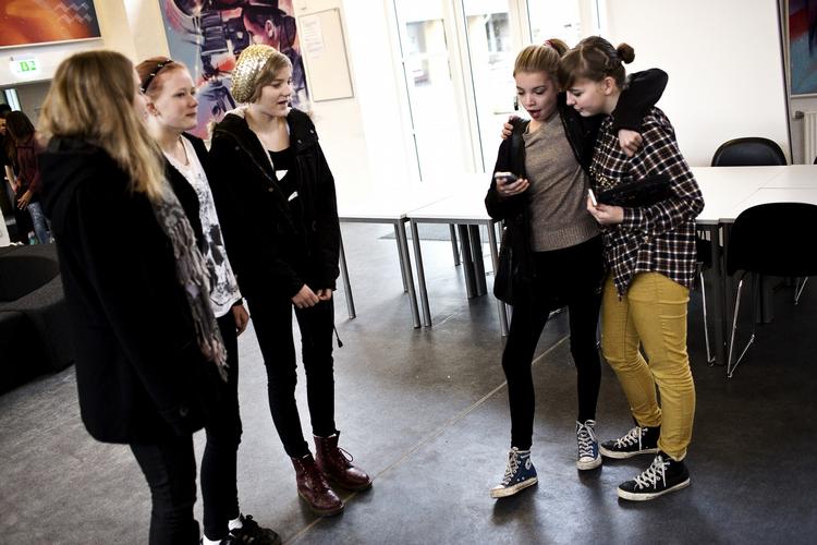 Skoledebat. Skal forældre og elever selv have lov at bestemme, hvilken skole deres børn skal gå i? Ikke helt, siger socialdemokrat. 