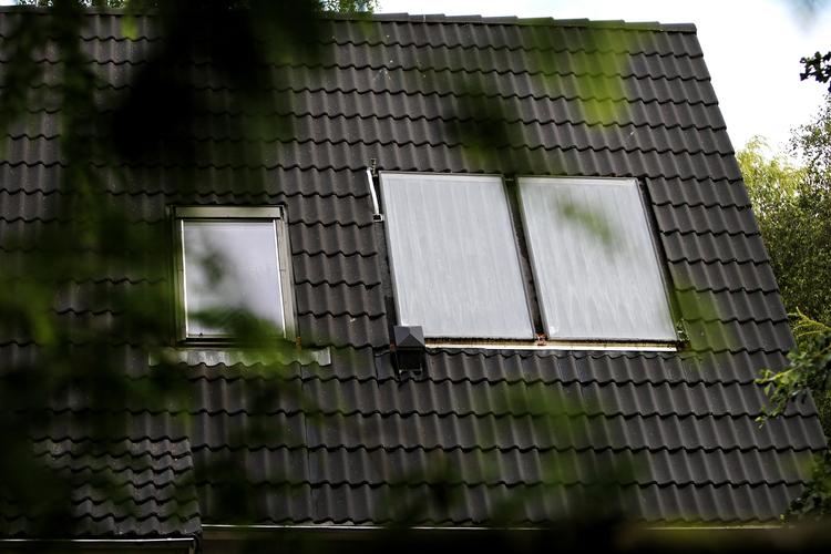 nulenergi. »Bare nogle grene skygger, slukker anlægget, så træerne kan hurtigt komme til at genere«, lyder klagen fra en husejer i Skive. 