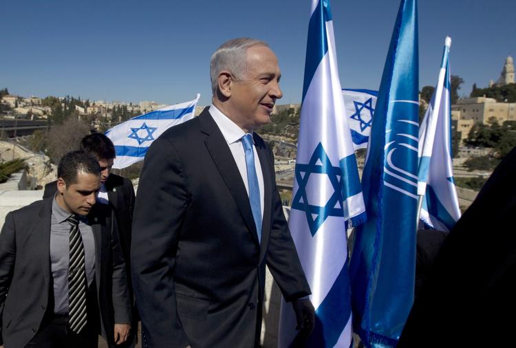 Vinder. Lykkes det Netanyahu at danne regering, vil det være tredje gang, at han bliver Israels leder. 