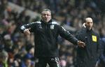 pres. Fyresedlen lurer for Aston Villas træner  Paul Lambert efter pokalfiaskoen mod Bradford. 