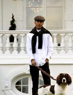 Billedsprog. Hvor Kesis (på billedet) svage  idé afslører sig i  de jappede tekster, danser  aarhusianske Young mere  letbenet rundt  med gloserne. 