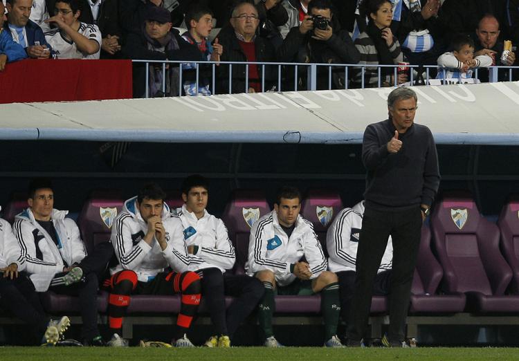 NO. Der bliver intet spanske mesterskab til Real Madrid i år, erkender Jose Mourinho. 