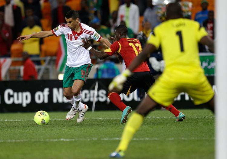 Nulløsning. Younes Belhanda (t.v.) og Marrokko åbnede det kontinentale mesterskab med 0-0 mod Angola. 