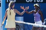 teensensation. Sloane Stephens (th) blev slået af en snu verdensetter Victoria Azarenka, men den unge amerikaners tid skal nok komme. 