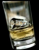 Investering. Den smager uden tvivl dejligt, whiskyen til 230.000 kroner. Men køberen har ikke tænkt sig at drikke den. 