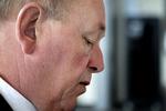 Stop. Harald er ikke ufejlbarlig - det er ingen af os, siger hK's forbundsformand, Kim Simonsen om kritikken fra HK Midt. Men han er ikke skyld i alle HK's problemer. 