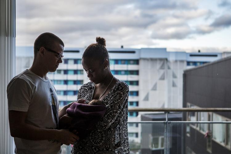Hjemvendt. Bo Dalsgaard kom hjem med sin kone fra et ophold på universitetet i Cambridge og mødte store vanskelligheder med at få opholdstilladelse til hende. 
