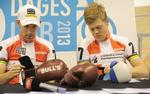 Kampklar. Michael Mørkøv og Lasse Norman får lørdag aften selskab af boksere i arenaen i Ballerup, hvor der ud over cykelløb også  er tre  boksekampe på programmet. 