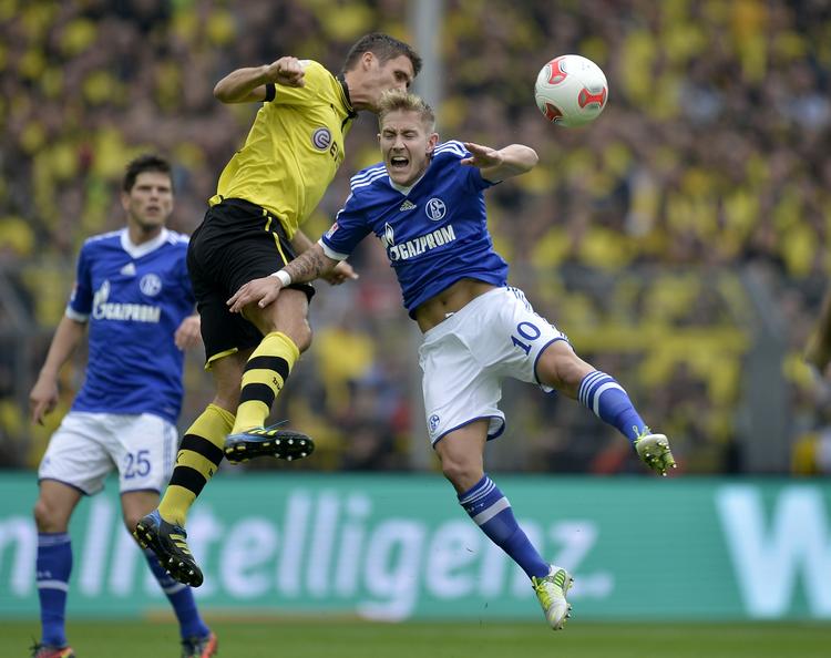 Lynskifte. Fra Bundesligaen er Holtby vant til lokalopgør Mod Dortmund. Derby-matcher kommer der rigeligt af med Tottenham. Der ligger nemlig fem andre Premier League-klubber i London: Arsenal, Chelsea, West Ham, Fulham og QPR. 