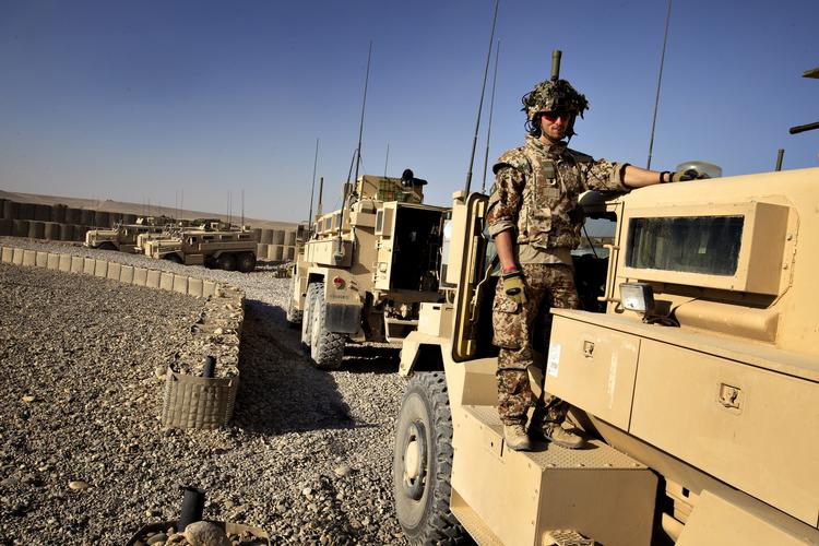 2014. Her skulle det være slut på den danske indsats med kamptropper i Afghanistan. Her er vi på en af de yderste danske stillinger i Helmand, PatrolBaseline Viking. 