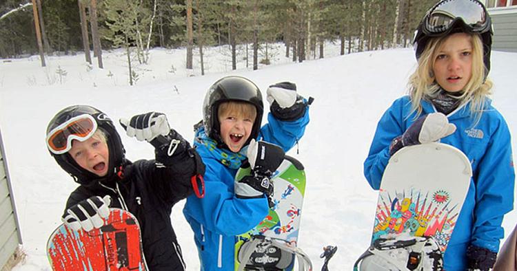 Debutanter. Tre danske unger gør klar til første gang på snowboard. 