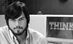 Film. Ashton Kutcher spiller rollen som Steve Jobs i filmen om Apple-grundlæggeren. 