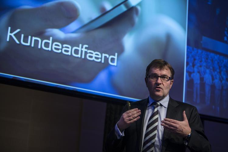 Butik. Direktørens stilling og hyre er bestemt af hans nytte for aktionærerne. Hans evne til at give dem udbytte. Her ses Eivind Kolding, topchef i Danske Bank. 