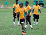 Travl. Trods Africa Nations Cup i Sydafrika har Didier Drogba fundet tid til at skrive kontrakt med en ny klub. 