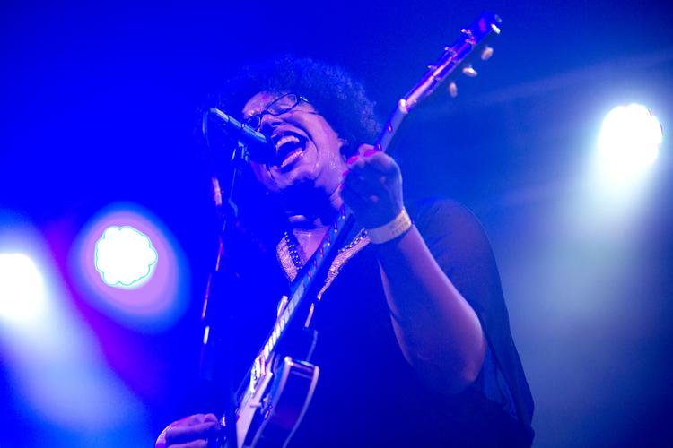 joplinsk. Brittany Howard er i front for Alabama Shakes. 