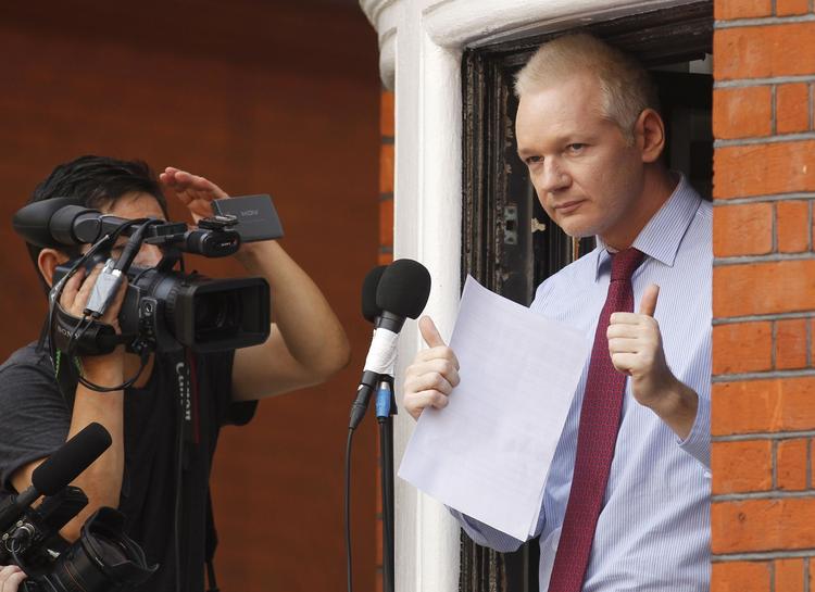 Ambassade. Julian Assange opholder sig stadig på Ecuadors ambassade i London for at undgå udlevering til Sverige. 