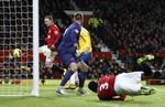 redningsmand. Med to scoringer vendte Wayne Rooney 0-1 til 2-1 for Manchester United. 
