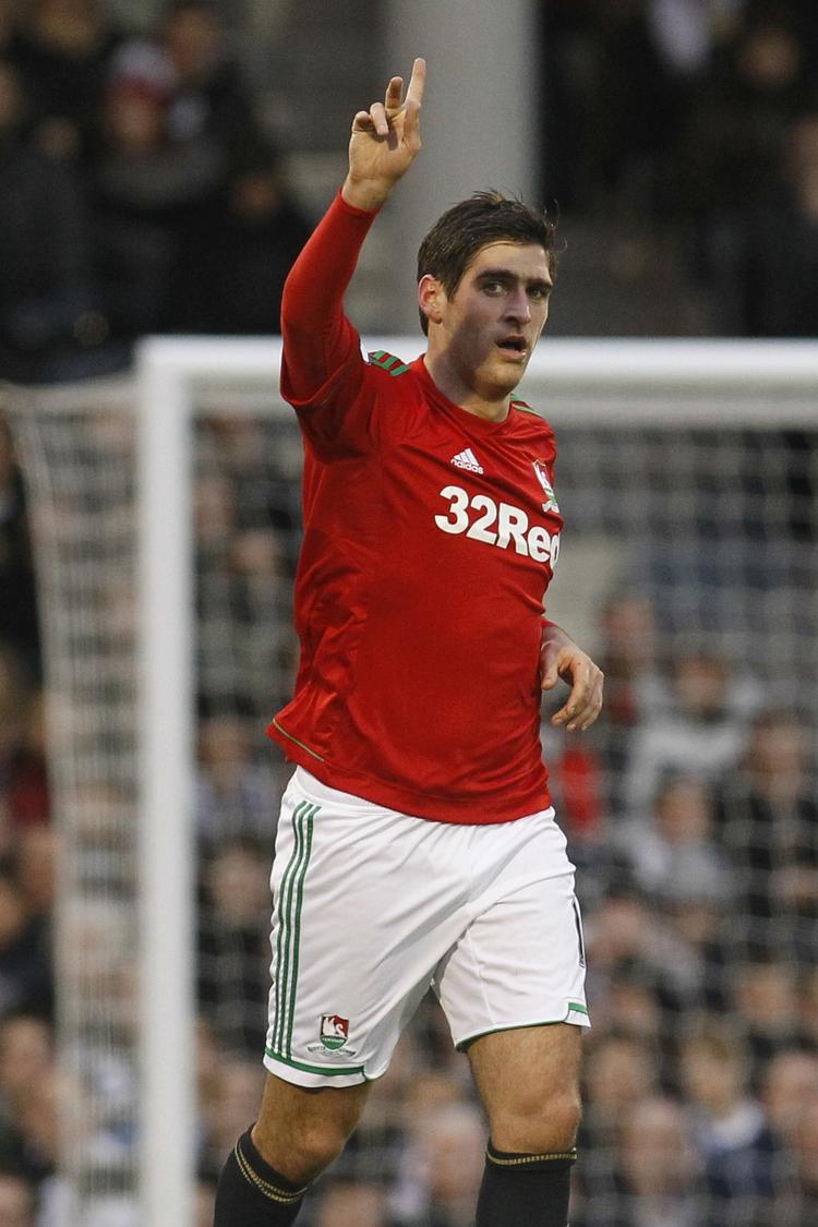 skifter. Danny Graham var blevet træt af manglende spilletid i Swansea og gennemfører nu et skifte tilbage til det nordlige England, hvor han stammer fra. 