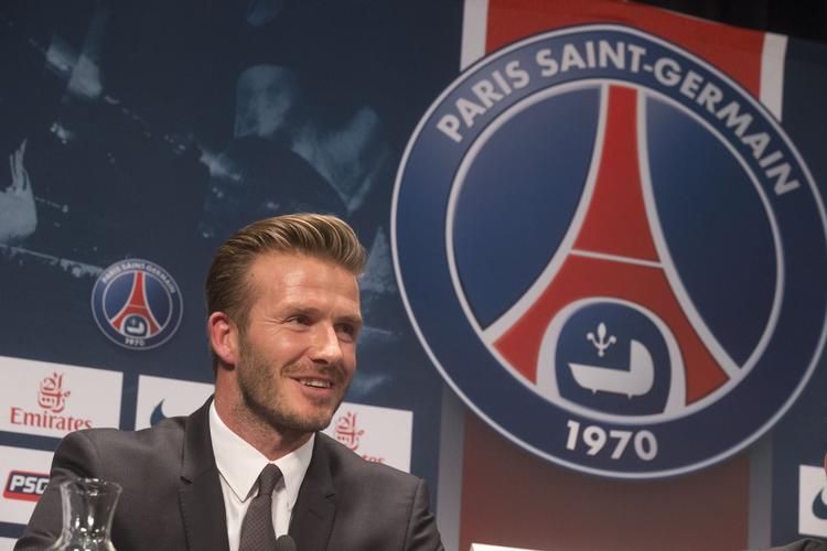 bold-ikon. David Backham blev i dag præsenteret som ny PSG-spiller ved et pressemøde i Paris. 