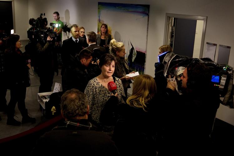 MOR. Charlotte Dyhrberg uden for retslokalet efter afgørelsen i sagen mod Lundby Efterskole. 