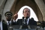 lynvisit. Francois Hollande besøgte i går Mali og fortalte, at de franske soldater bliver lidt endnu, til de islamistiske oprørere er endelig besejret. 