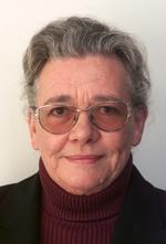 Død. Aase Olesen blev født i Horsens og oprindeligt uddannet lærer. Hun kom i Folketinget i 1974. 